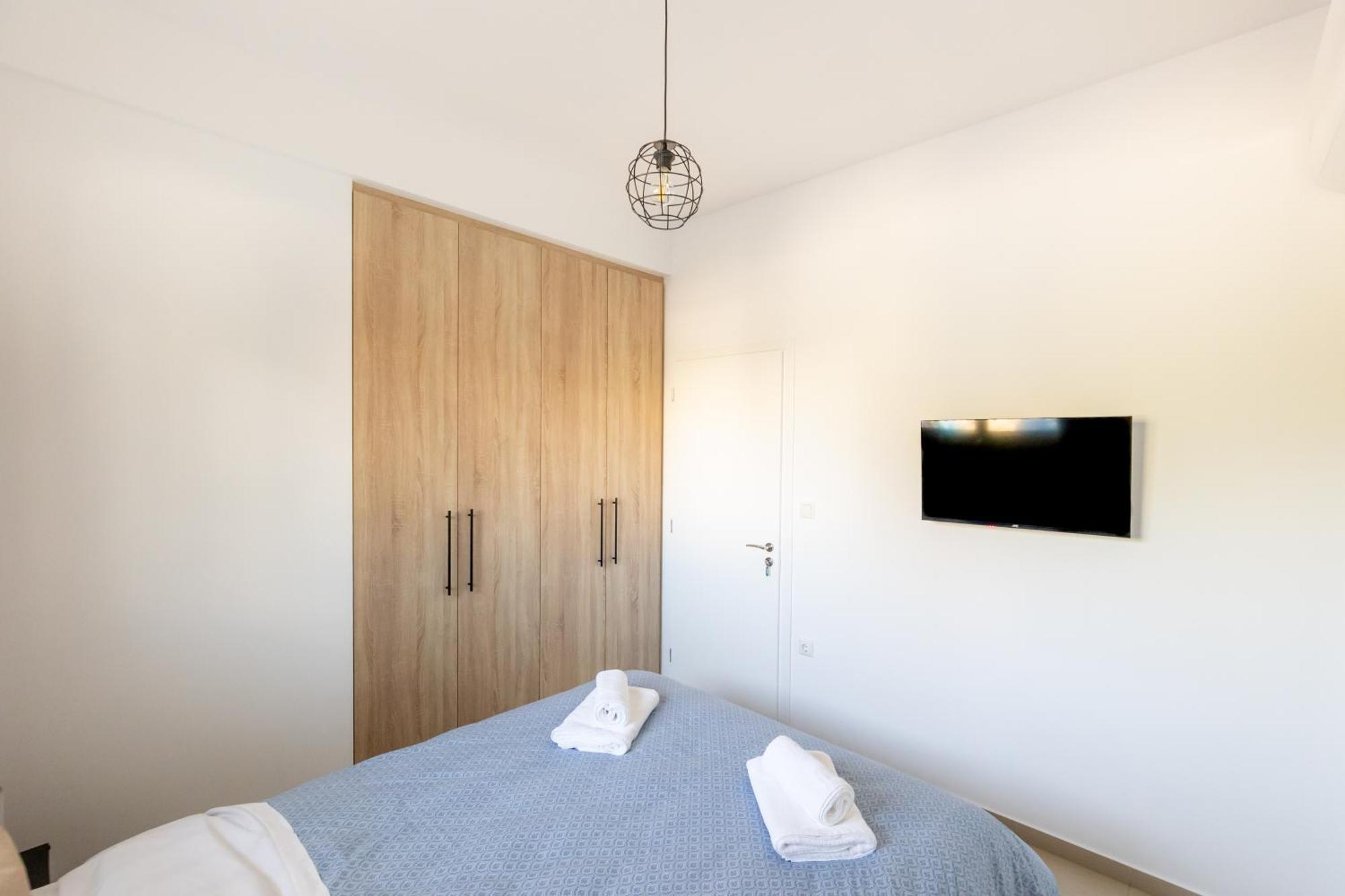 Pagani Urban - Premium Private Apartment Kalamata Bagian luar foto